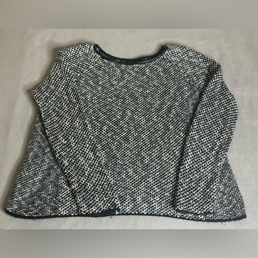 Zara Knit Sweater for women’s Size M